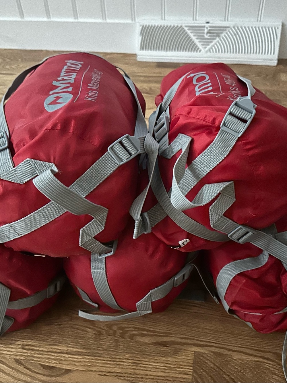Marmot Maverick Kids Sleeping Bag Lot (5)